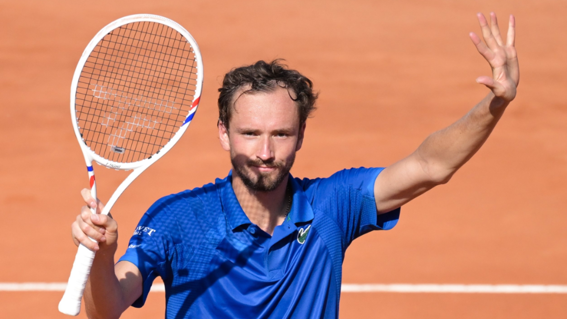 日本网球队完胜欧洲网球队,梅德韦杰夫制霸全场的简单介绍 日本网球队完胜欧洲网球队,梅德韦杰夫制霸全场的简单介绍